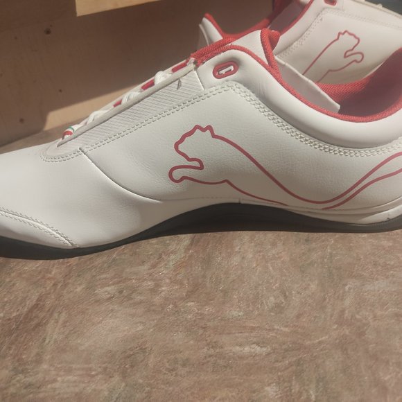 Brand new 2 PAIRS Men's Puma Ferrari shoes Size 13 - Picture 4 of 15